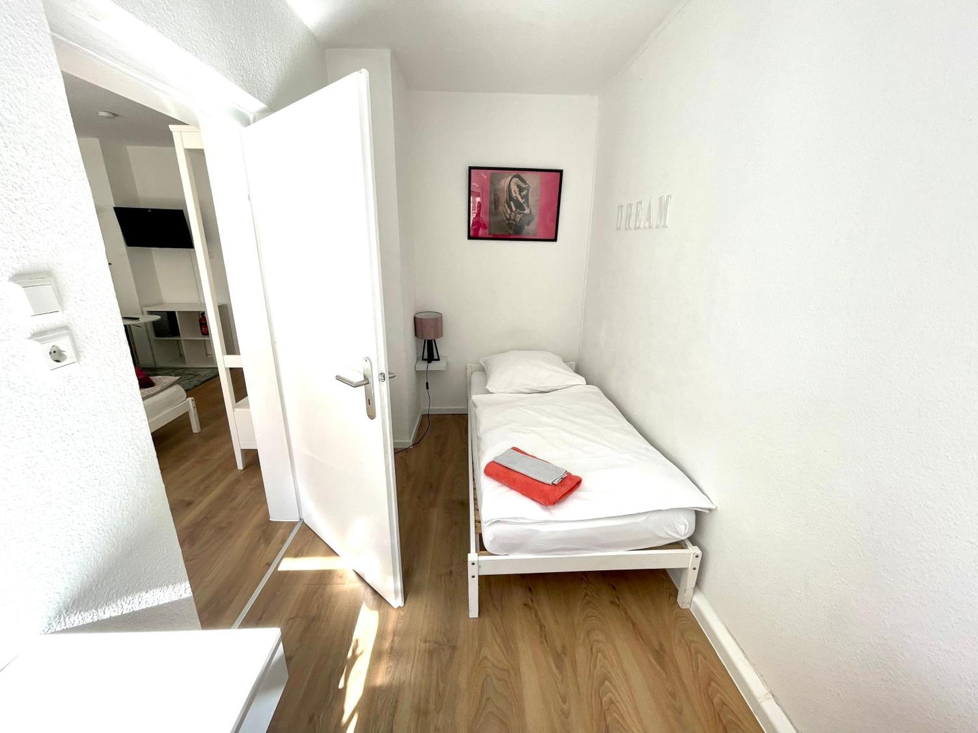 Messeapartment An Der Altstadtmauer Norimberga Esterno foto