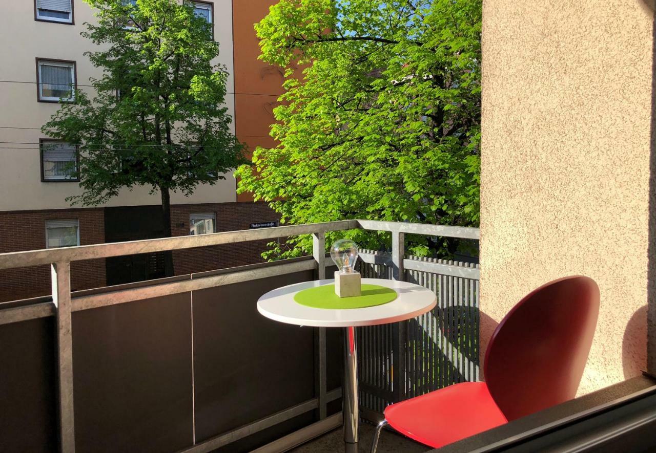 Messeapartment An Der Altstadtmauer Norimberga Esterno foto